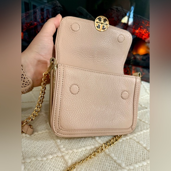 Tory Burch - Light Oak And Spark Gold - Duet Leather Shoulder Bag - Picture 9 of 16